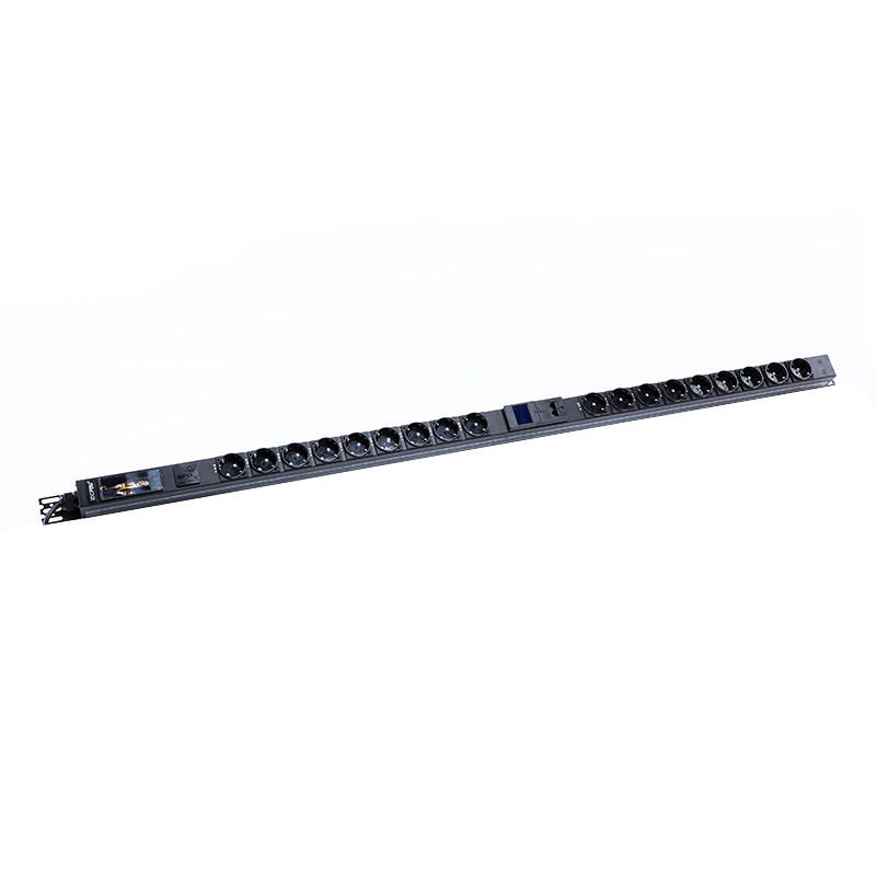 18 Cửa hàng Đức Bảo vệ chống sét 1U PDU có thể thay thế nóng RS485 Metered Rack