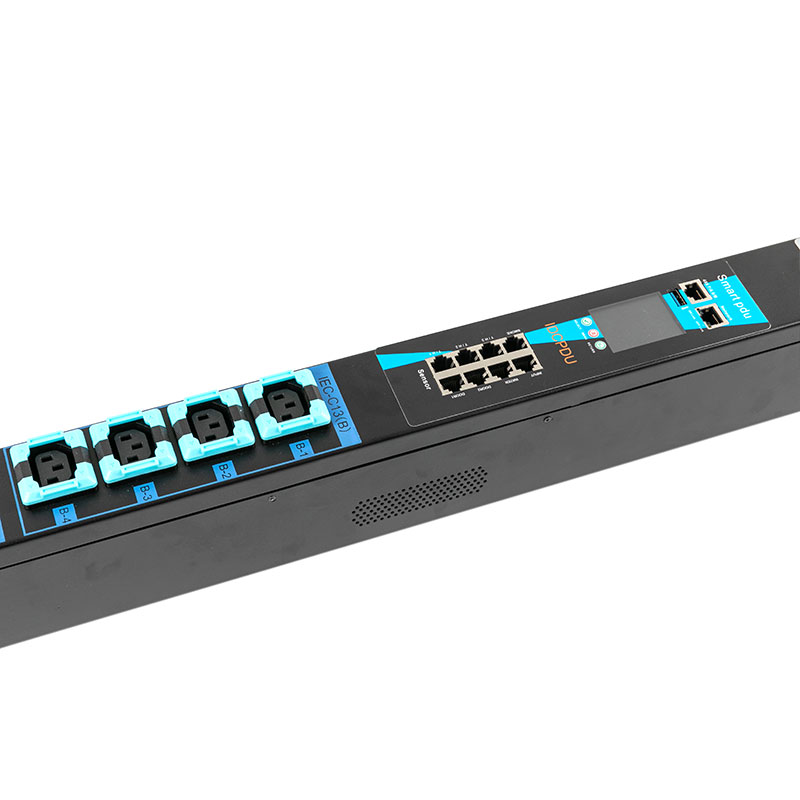 16-Ổ cắm C13 C19 Bộ ngắt cảm biến TCP/IP dọc Hoa Kỳ eco Smart Rack Pdu